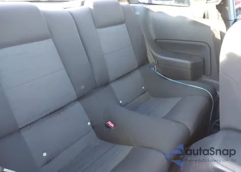 2007 Ford Mustang V6 Deluxe/V6 Premium z USA, uszkodzony, nr VIN 1ZVFT80N975254991